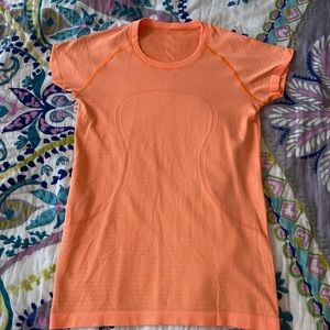 Lululemon swiftly t-Shirt